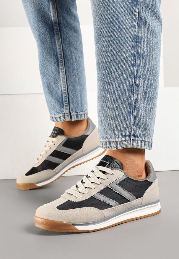 Born2be - Czarne Sneakersy z Geometrycznym Wzorem Naitiel. Okazja: na co dzień. Kolor: czarny. Materiał: jeans, skóra. Wzór: geometria