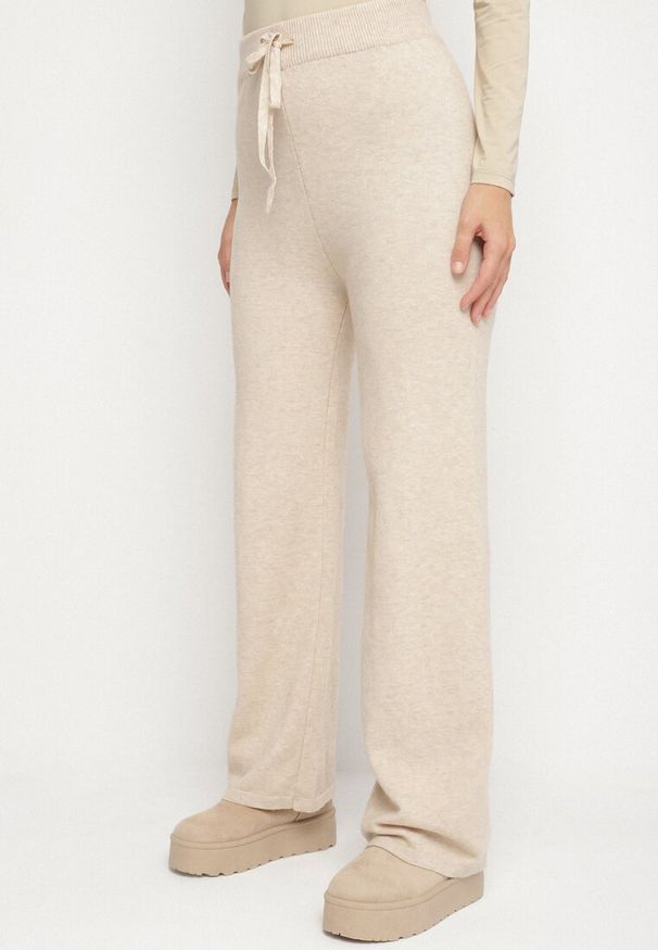 Born2be - Beżowy Komplet Dzianinowy z Wełną Bluza z Kapturem i Szerokie Spodnie Otisela. Kolor: beżowy. Materiał: wełna, dzianina