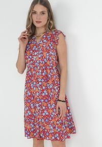 Born2be - Czerwona Rozkloszowana Sukienka z Wiskozy w Kwiaty Evalis. Kolor: czerwony. Materiał: wiskoza. Wzór: kwiaty. Sezon: lato #4