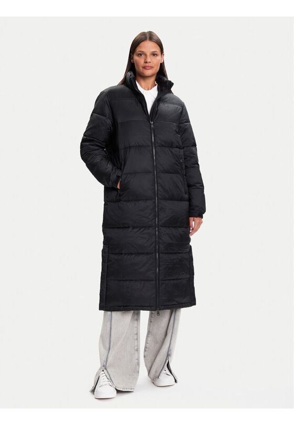 Tommy Jeans Płaszcz zimowy DW0DW21614 Czarny Regular Fit. Kolor: czarny. Materiał: syntetyk. Sezon: zima