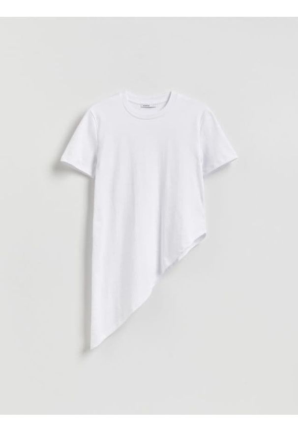Reserved - Asymetryczny t-shirt - biały. Kolor: biały. Materiał: dzianina, bawełna