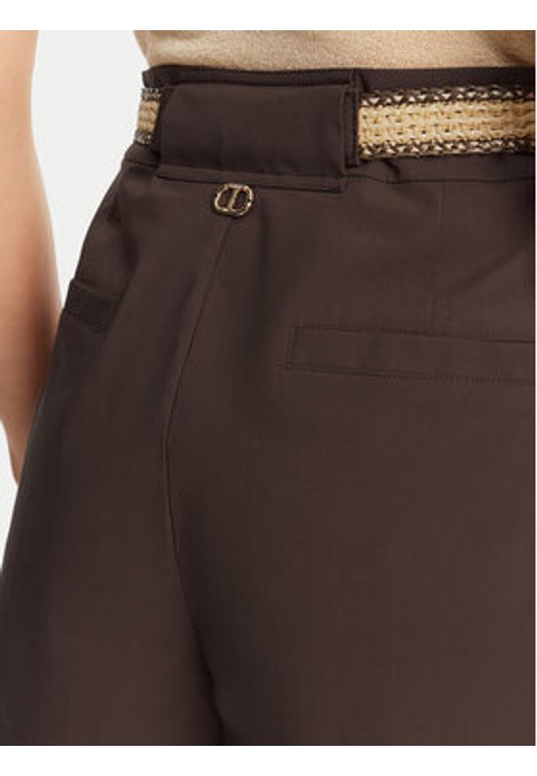 TwinSet - TWINSET Szorty materiałowe 251TT2106 Brązowy Loose Fit. Kolor: brązowy. Materiał: bawełna