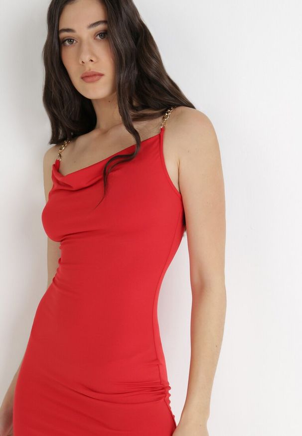 Born2be - Czerwona Sukienka Semia. Kolor: czerwony. Długość rękawa: na ramiączkach. Długość: mini