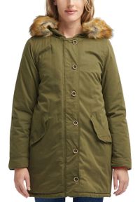 Mustang - DAMSKA KURTKA ZIMOWA MUSTANG PARKA IVY GREEN 1006132 6421. Materiał: futro. Sezon: zima