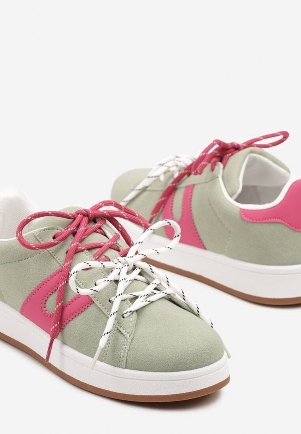 Born2be - Zielono-Fuksjowe Sneakersy z Geometrycznym Wzorem Telawiela. Okazja: na co dzień. Kolor: zielony. Wzór: geometria