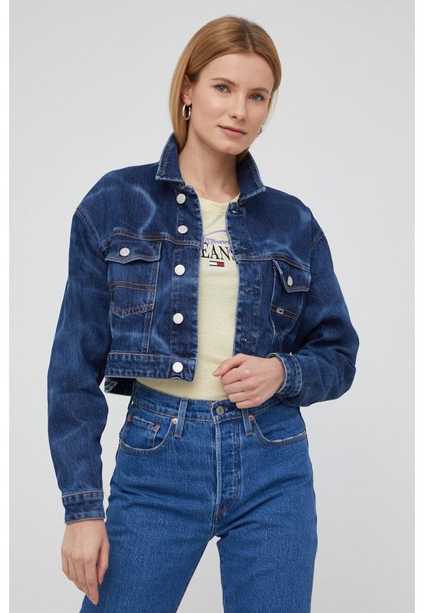 Tommy Jeans Kurtka jeansowa DW0DW12005.PPYY damska kolor granatowy przejściowa. Okazja: na co dzień. Kolor: niebieski. Materiał: bawełna. Styl: casual