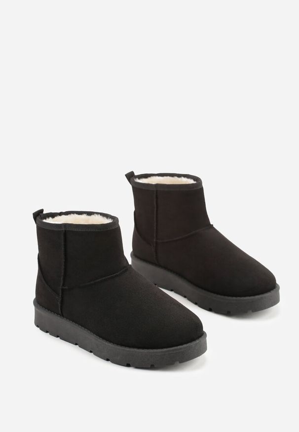 Renee - Czarne Klasyczne Śniegowce Wsuwane z Imitacji Zamszu Atuvitte. Okazja: na spacer. Zapięcie: bez zapięcia. Kolor: czarny. Materiał: zamsz. Styl: klasyczny