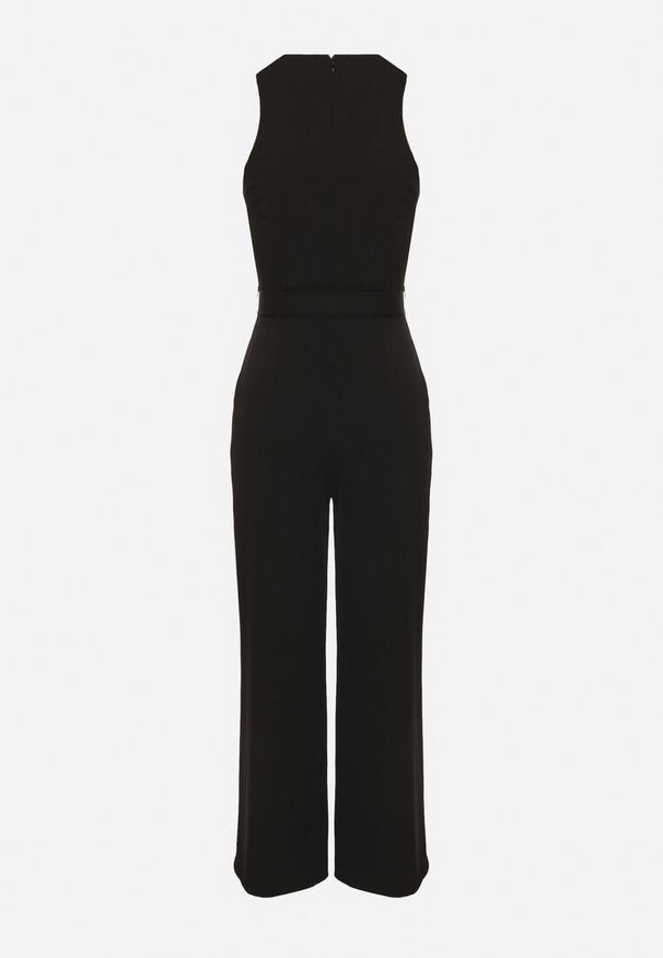 Born2be - Czarny Taliowany Kombinezon Ozdobiony Paskiem Dollivia. Okazja: na co dzień. Kolor: czarny. Wzór: aplikacja. Styl: elegancki, casual