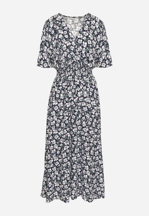 Born2be - Granatowa Kopertowa Sukienka w Kwiatowy Wzór o Rozkloszowanym Kroju Valriz. Okazja: na co dzień, na randkę, na spotkanie biznesowe. Typ kołnierza: dekolt w serek. Kolor: niebieski. Długość rękawa: krótki rękaw. Wzór: kwiaty. Typ sukienki: kopertowe. Styl: biznesowy, casual, elegancki, klasyczny