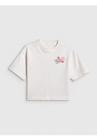 4f - 4F T-shirt loose z nadrukiem dziewczęcy - biały 134/140 (8-10 lat). Okazja: na co dzień. Kolor: biały. Materiał: dzianina, bawełna, jeans, dresówka. Wzór: nadruk. Sezon: lato. Styl: casual #1