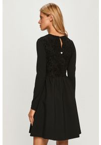 TwinSet - Twinset - Sukienka. Kolor: czarny. Materiał: materiał, wiskoza, poliamid, elastan, tkanina, nylon, poliester, koronka. Długość rękawa: długi rękaw. Wzór: gładki. Typ sukienki: rozkloszowane. Styl: klasyczny. Długość: mini #4