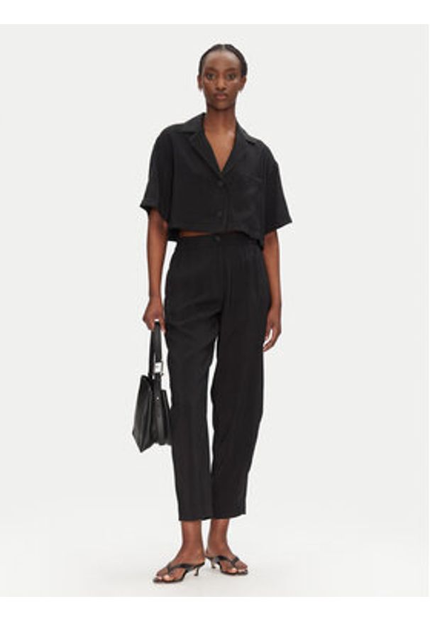 ACCESS FASHION Spodnie materiałowe 53-5112-405 Czarny Regular Fit. Kolor: czarny. Materiał: syntetyk