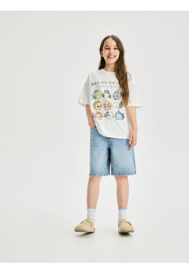 Reserved - Bawełniany t-shirt z nadrukiem - złamana biel. Materiał: bawełna. Wzór: nadruk