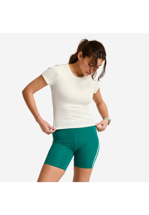 DOMYOS - Koszulka fitness damska Domyos prążkowana. Kolor: biały. Materiał: poliester, elastan, materiał. Sport: fitness