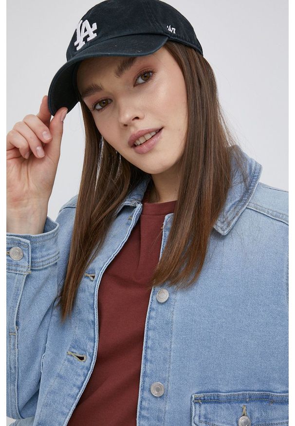Vero Moda kurtka jeansowa damska przejściowa. Okazja: na co dzień. Kolor: niebieski. Materiał: jeans. Styl: casual