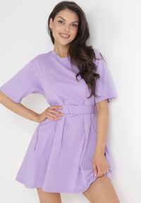 Born2be - Fioletowa Bawełniana Sukienka Mini z Materiałowym Paskiem z Klamrą Yakatoki. Okazja: na co dzień. Kolor: fioletowy. Materiał: bawełna, materiał. Długość rękawa: krótki rękaw. Styl: casual. Długość: mini #5