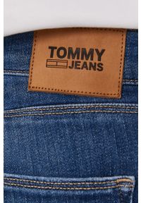 Tommy Jeans - Jeansy Sylvia. Kolor: niebieski