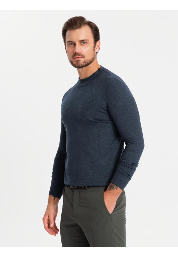 Ombre Clothing - Dzianinowy męski półgolf z wiskozą – granatowy melanż V4 OM-SWTN-0125 - XXL. Kolor: niebieski. Materiał: dzianina, wiskoza. Wzór: melanż. Styl: klasyczny