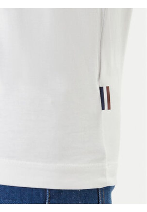 Bugatti T-Shirt 8350-95040 Biały Slim Fit. Kolor: biały. Materiał: bawełna