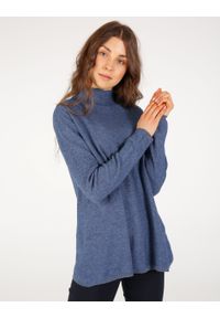 Unisono - GŁADKI SWETER 210-1182 JEANS. Materiał: jeans. Wzór: gładki