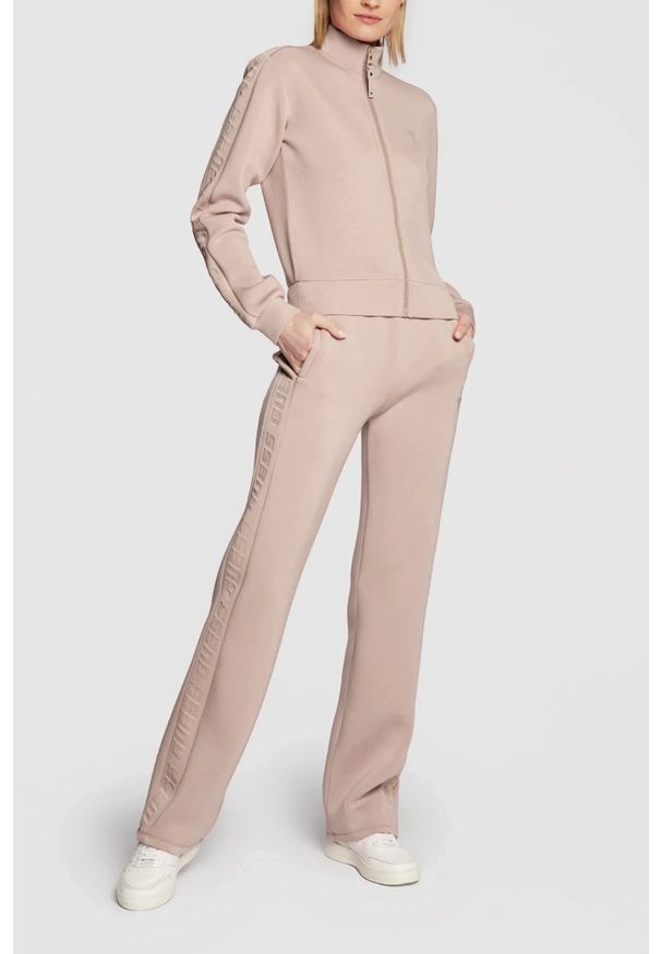 Guess - GUESS Różowa bluza rozpinana damska z lampasami New Allie Scuba, Rozmiar M. Kolor: różowy. Materiał: materiał. Styl: elegancki