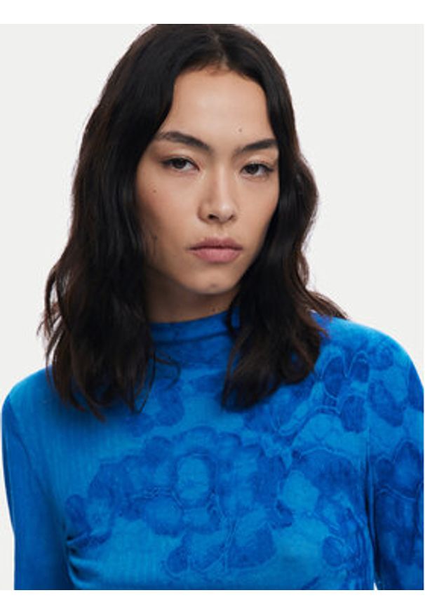 Desigual Golf Ottawa 25WWJF38 Niebieski Regular Fit. Typ kołnierza: golf. Kolor: niebieski. Materiał: syntetyk