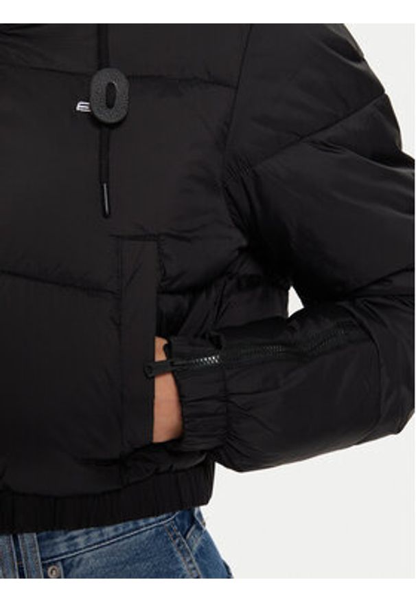 Tommy Jeans Kurtka zimowa DW0DW18313 Czarny Cropped Fit. Kolor: czarny. Materiał: syntetyk. Sezon: zima
