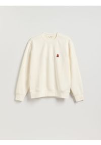 Reserved - Bluza z haftem - złamana biel. Materiał: bawełna, dzianina. Wzór: haft