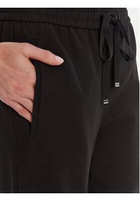 BOSS Spodnie materiałowe Tildina 50543268 Czarny Relaxed Fit. Kolor: czarny. Materiał: bawełna #5