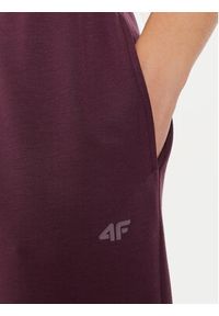 4f - 4F Spodnie dresowe 4FWAW24TTROF0840 Fioletowy Loose Fit. Kolor: fioletowy. Materiał: syntetyk #3