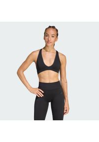 Adidas - Dzianinowy biustonosz Workout Essentials o lekkim wsparciu. Kolor: czarny. Materiał: dzianina. Sport: fitness #1