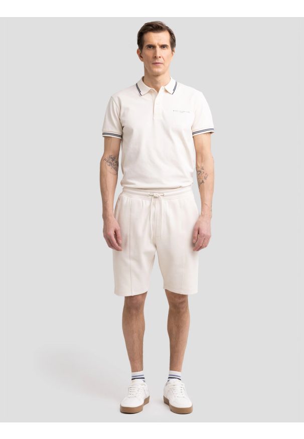 Big-Star - Szorty męskie dresowe kremowe Wladorsh 103/ Wlador 103. Kolor: kremowy. Materiał: dresówka. Wzór: nadruk, ze splotem. Sezon: lato. Styl: elegancki, klasyczny