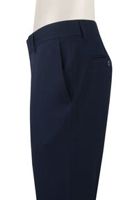 Taliowany Garnitur Męski - Victorio - Granatowy. Kolor: niebieski. Materiał: poliester, wiskoza, elastan. Wzór: gładki #15