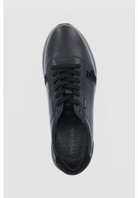 Wojas Buty skórzane kolor czarny. Nosek buta: okrągły. Zapięcie: sznurówki. Kolor: czarny. Materiał: skóra