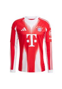 Adidas - Koszulka podstawowa z długimi rękawami FC Bayern 25/26. Kolor: czerwony. Długość rękawa: długi rękaw. Długość: długie. Sport: piłka nożna