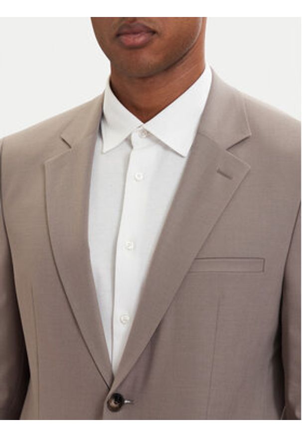 Hugo - HUGO Garnitur Arti-Hesten 50544524 Brązowy jasny Extra Slim Fit. Kolor: brązowy. Materiał: syntetyk