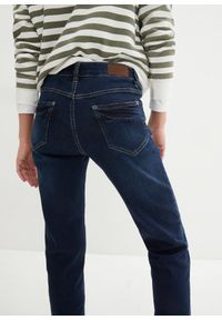 bonprix - Dżinsy Boyfriend Mid Waist, ze stretchem. Kolor: niebieski