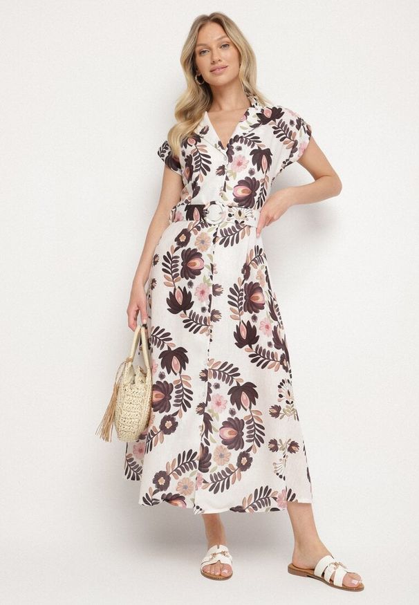 Born2be - Czarna Sukienka z Wiskozą o Koszulowym Kroju z Paskiem z Klamrą Nitasiela. Okazja: na co dzień. Typ kołnierza: dekolt w kształcie V. Kolor: czarny. Materiał: wiskoza. Długość rękawa: krótki rękaw. Typ sukienki: koszulowe. Styl: casual, klasyczny