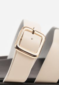 Born2be - Beżowe Klapki z Przeplatanymi Paskami i Klamrą Ravelya. Okazja: na spacer, na co dzień. Kolor: beżowy. Materiał: jeans. Sezon: lato. Styl: casual, klasyczny, boho #8