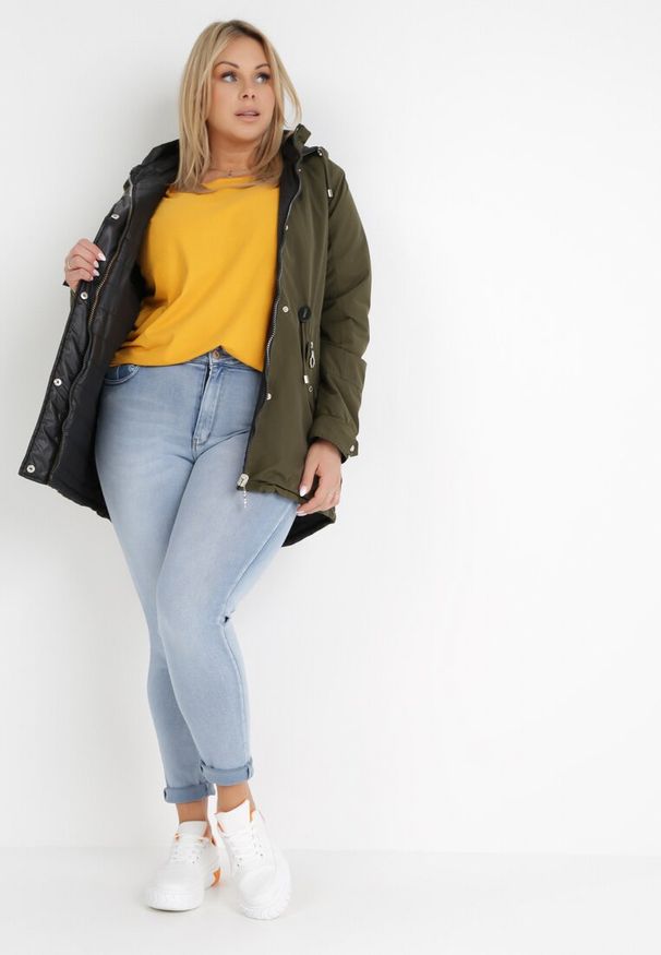 Born2be - Ciemnozielona Kurtka Dwustronna Barbiolea. Kolekcja: plus size. Kolor: zielony. Wzór: aplikacja