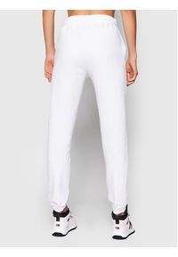 Ellesse Spodnie dresowe Noora SGK13459 Biały Regular Fit. Kolor: biały. Materiał: dresówka, bawełna