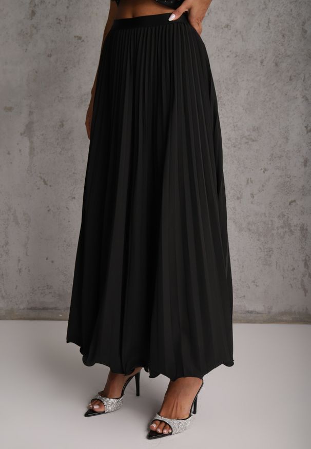 Renee - Czarna Spódnica High Waist Zdobiona Drobnym Plisowaniem Aniope. Okazja: na co dzień. Stan: podwyższony. Kolor: czarny. Wzór: aplikacja. Styl: casual, elegancki