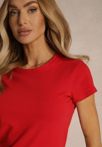 Renee - Czerwony Basicowy T-shirt z Bawełny Mevolena. Okazja: na co dzień. Kolor: czerwony. Materiał: bawełna. Styl: klasyczny, casual #3