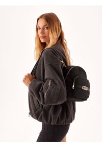 Kazar - Czarny mały plecak z tkaniny i skóry 2w1. Kolor: czarny. Materiał: tkanina, skóra #5