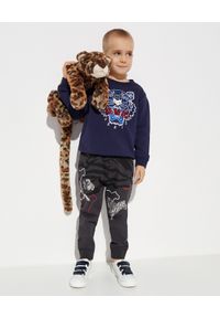 Kenzo kids - KENZO KIDS - Granatowa bluza z tygrysem 5-14 lat. Kolor: niebieski. Materiał: bawełna. Długość rękawa: długi rękaw. Długość: długie. Wzór: napisy, haft, kolorowy. Sezon: lato. Styl: klasyczny #5