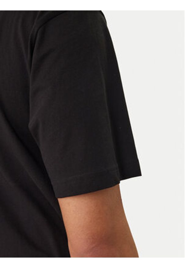 Hugo - HUGO T-Shirt 50560049 Czarny Regular Fit. Kolor: czarny. Materiał: bawełna