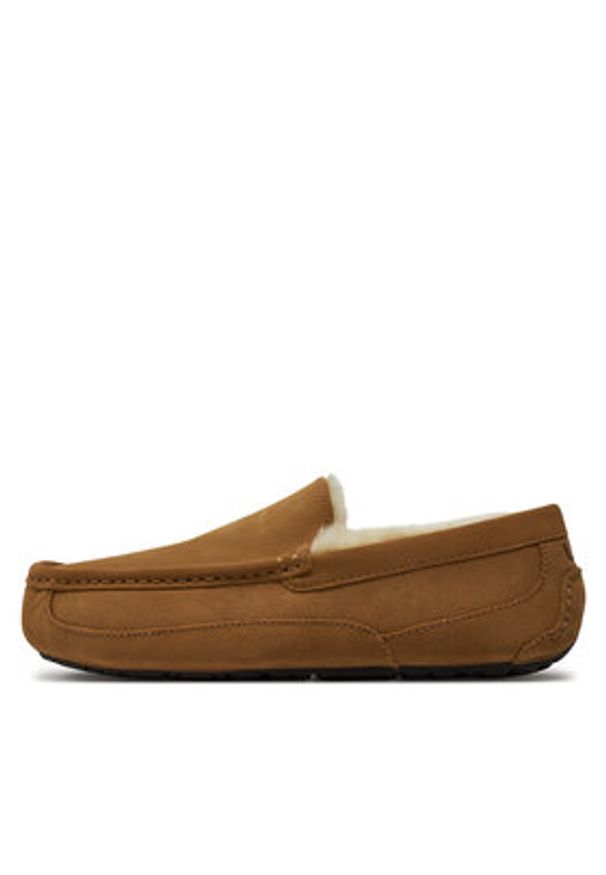 Ugg Kapcie M Ascot 1101110 Brązowy. Kolor: brązowy. Materiał: skóra