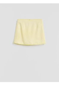 Reserved - Spódnica mini z lnem - jasnożółty. Kolor: żółty. Materiał: len