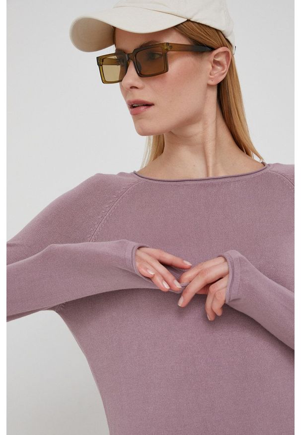 Vero Moda sweter damski kolor różowy lekki. Okazja: na co dzień. Kolor: różowy. Materiał: materiał, wiskoza, dzianina. Długość rękawa: raglanowy rękaw. Styl: casual