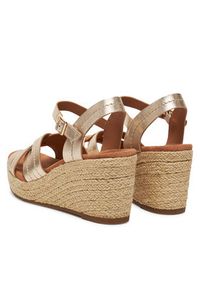 Clarks Espadryle Sabina Strap 26181463 Złoty. Kolor: złoty. Materiał: skóra